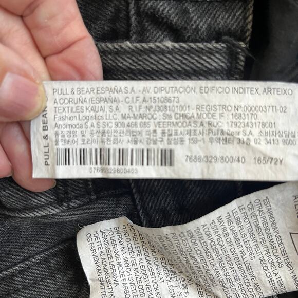 Pull & Bear Women's distressed Straight Leg Black Jeans Mom High Rise Size 8 - Picture 7 of 7